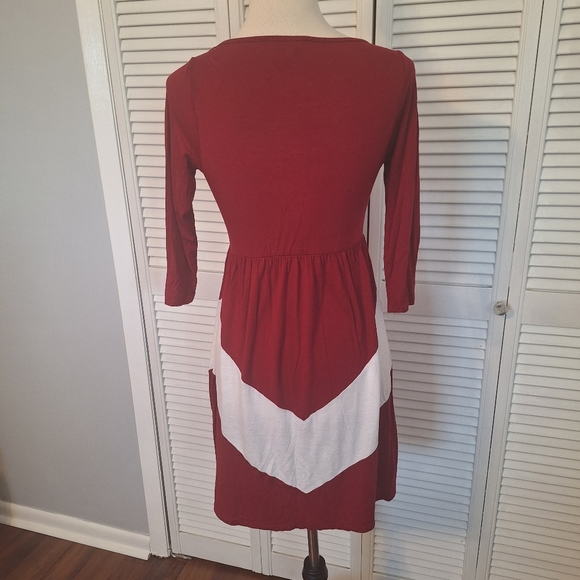 Coveted clothing stretchy redchevron dress medium *C1 - Picture 6 of 6
